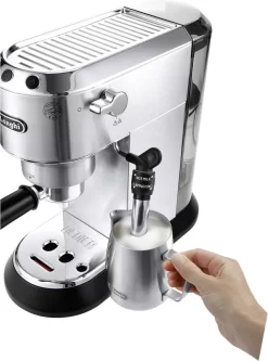 De'Longhi DeLonghi EC685.M Dedica Style Siebträger Espressomaschine Silber -Küchenkochgeschirr Geschäft 340f86b0451fa126a765edc5451f74d9