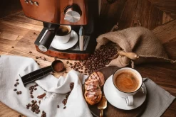 Adler Espressomaschine | Kaffeemaschine | Milchaufschäumer | Cappuccinomaschine | Siebträger Espressomaschine | Elektrische Espressomaschine | Bronze Design | 1,6L Wassertank | 850 Watt |15 Bar | -Küchenkochgeschirr Geschäft a2e3bf650ebaeeaa2264ac49ee054ae4